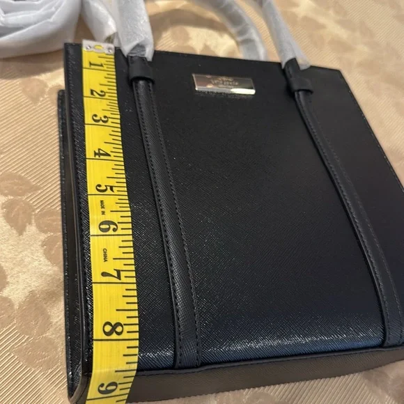 ♠️Kate spade Kenzie Small Tote. - Picture 12 of 13